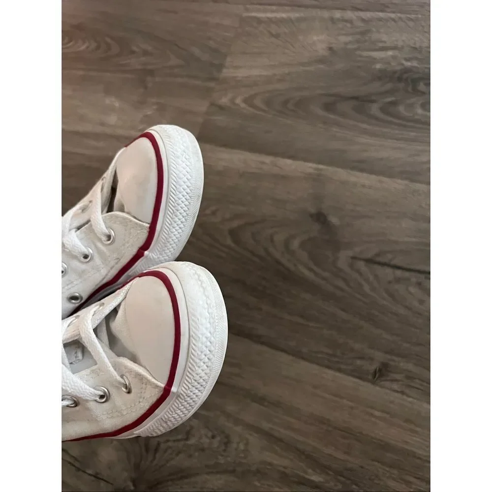 Converse Chuck Taylor All Star Sneaker Size 12.5 Kids Shoes White  low  top lace